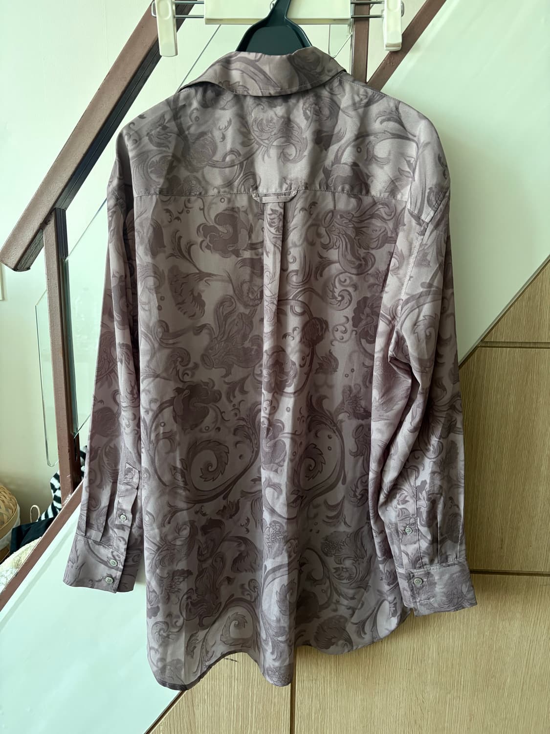 아크네셔츠 상품이미지2