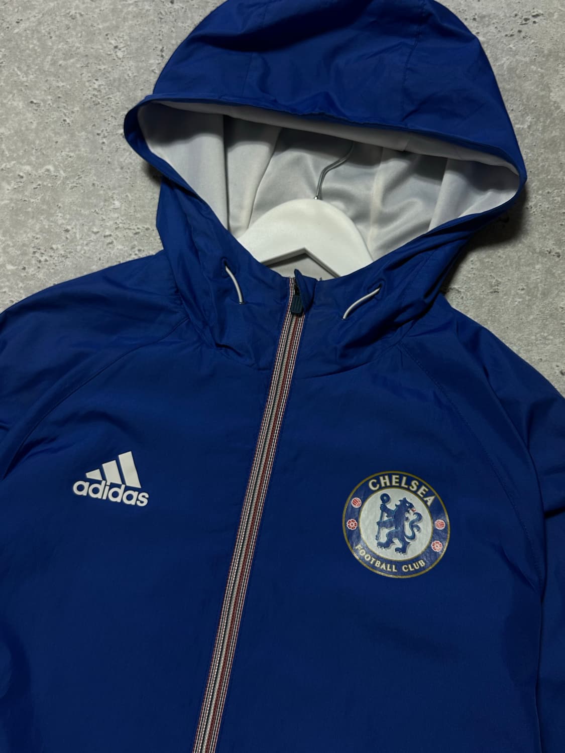 아디다스 첼시 올드스쿨 블루 바람막이 상품이미지3