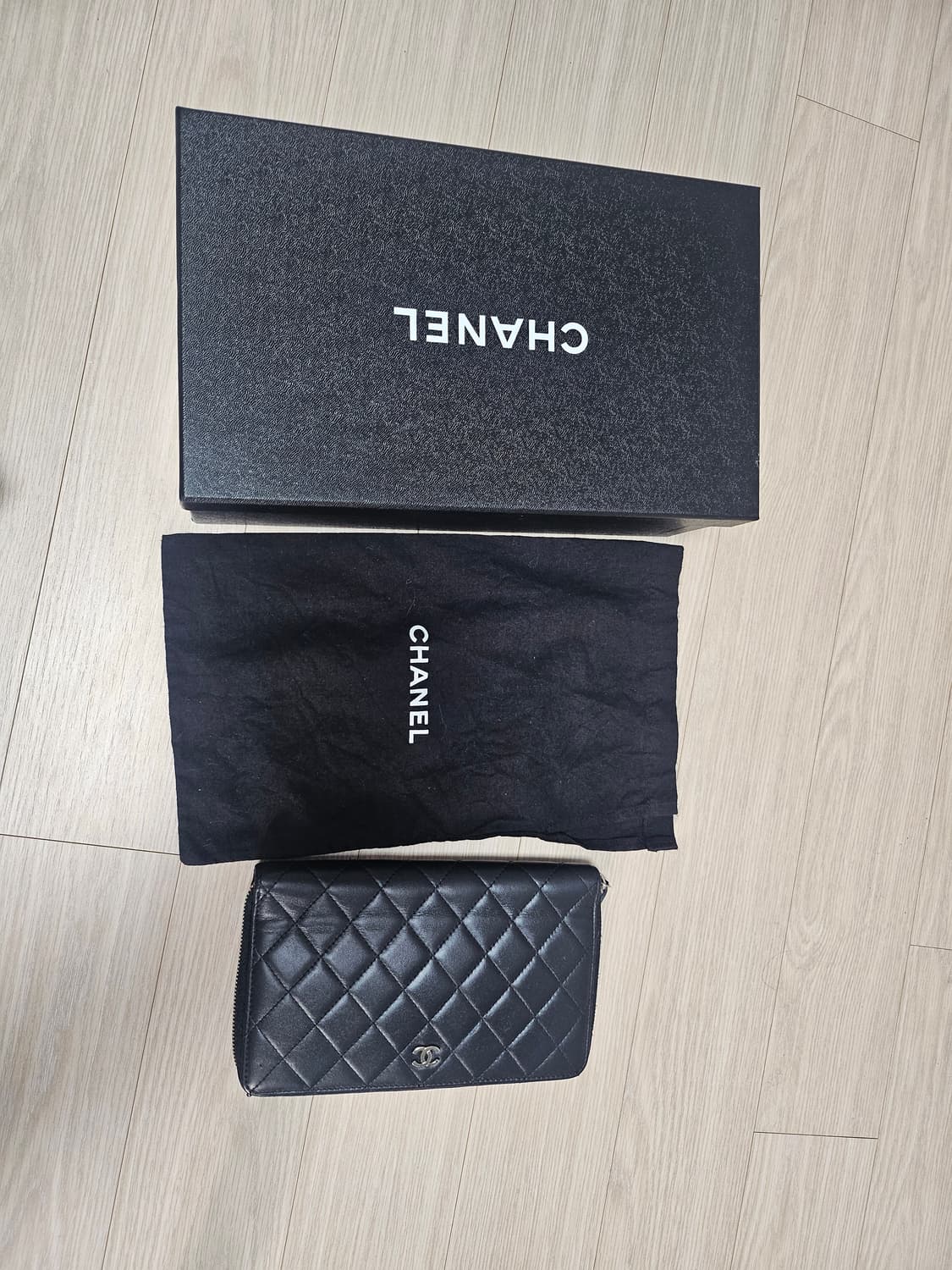 샤넬 램스킨 집업 파우치 장지갑 상품이미지1