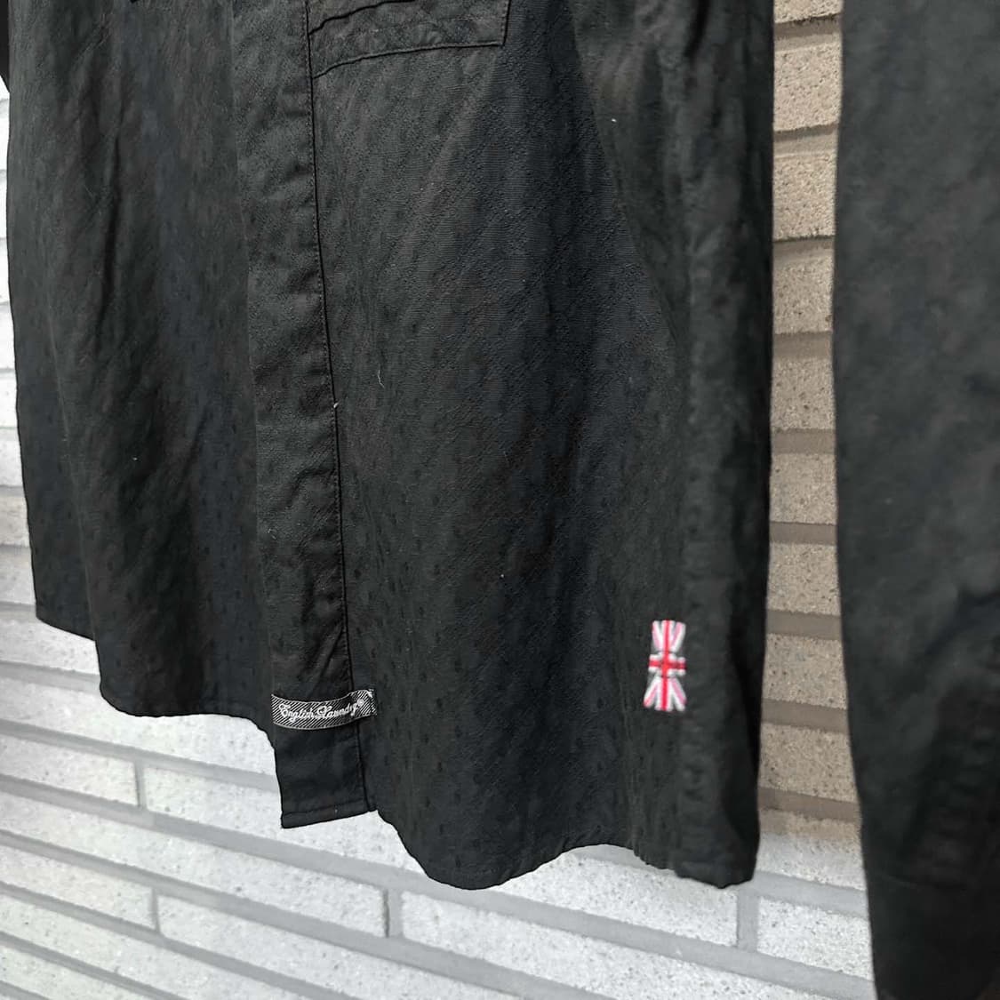 USA VINTAGE 긴팔 셔츠 플로럴 자수 핀턱 히든 버튼 디테일 블랙 상품이미지7