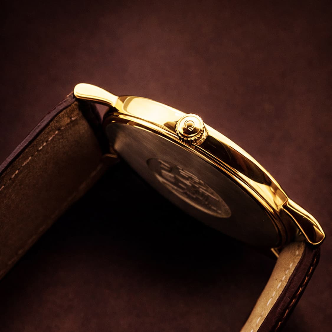 오메가 블루 로만 다이얼 18K 금 도금 남녀공용 쿼츠 시계 상품이미지6