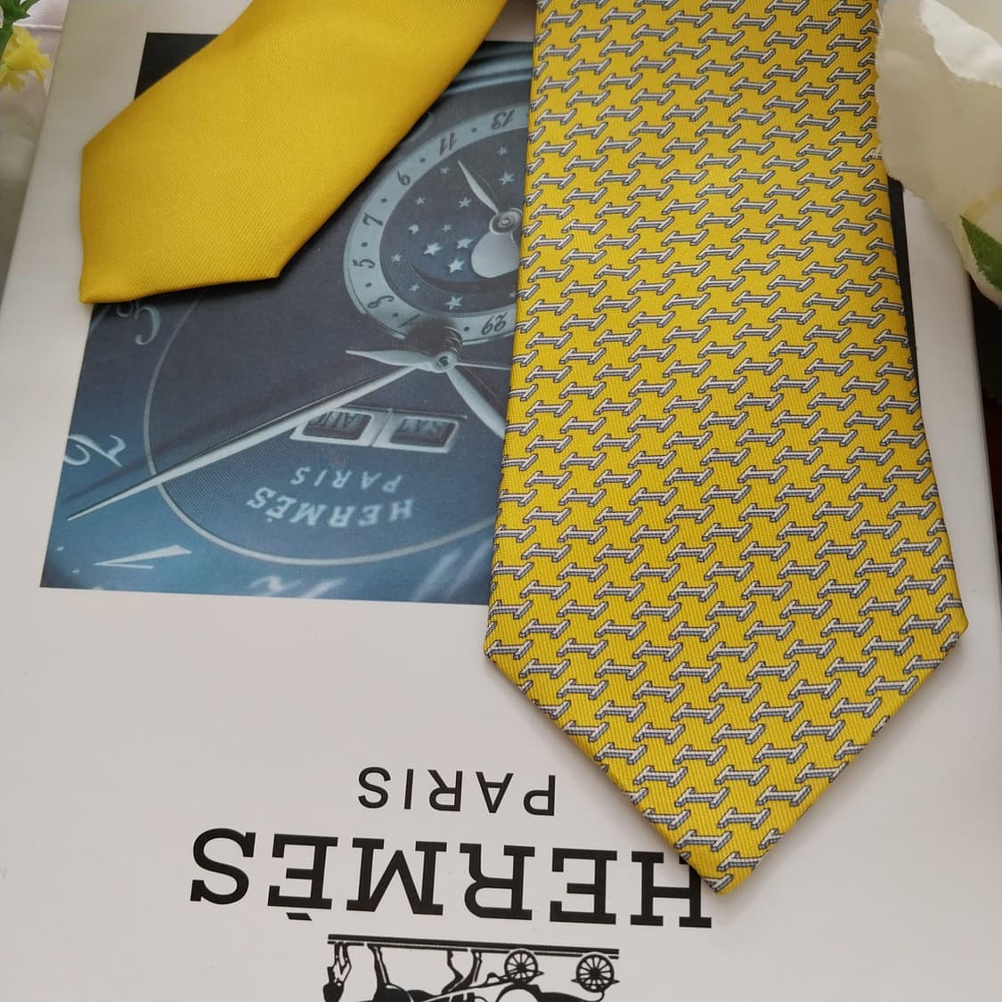 에르메스 실크 옐로 H 헬리패드 패턴 넥타이 7.4cm 새상품 K1372 상품이미지3