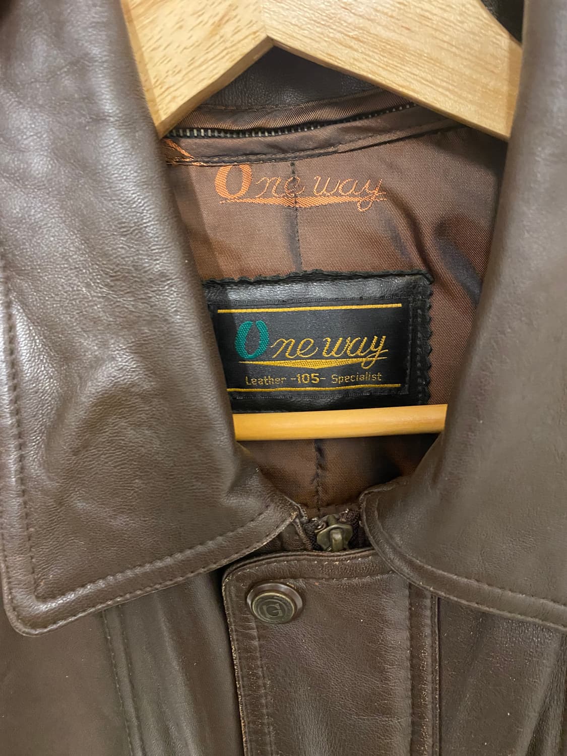 VTG leather padding coat 빈티지 레더 패딩 코트 상품이미지4