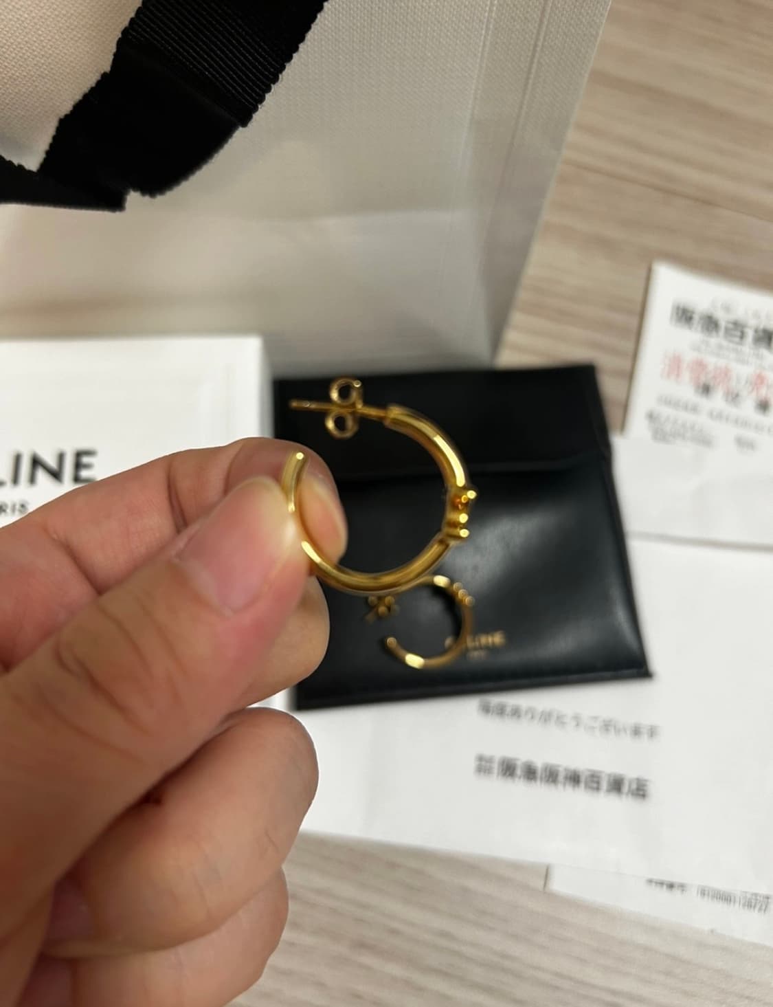 셀린느 트리옹프 귀걸이 상품이미지4