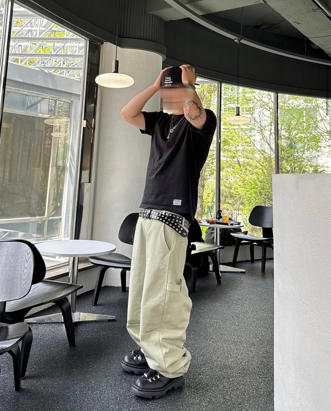 [KREAM 단독] 아오이로 커티드 더블니 팬츠 라이트 세이지 1 상품이미지2