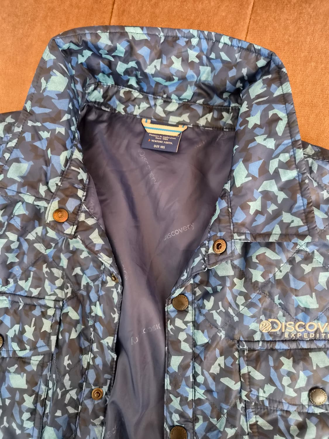디스커버리 남성 카모플라쥬 퀄팅 셔츠자켓
 상품이미지4