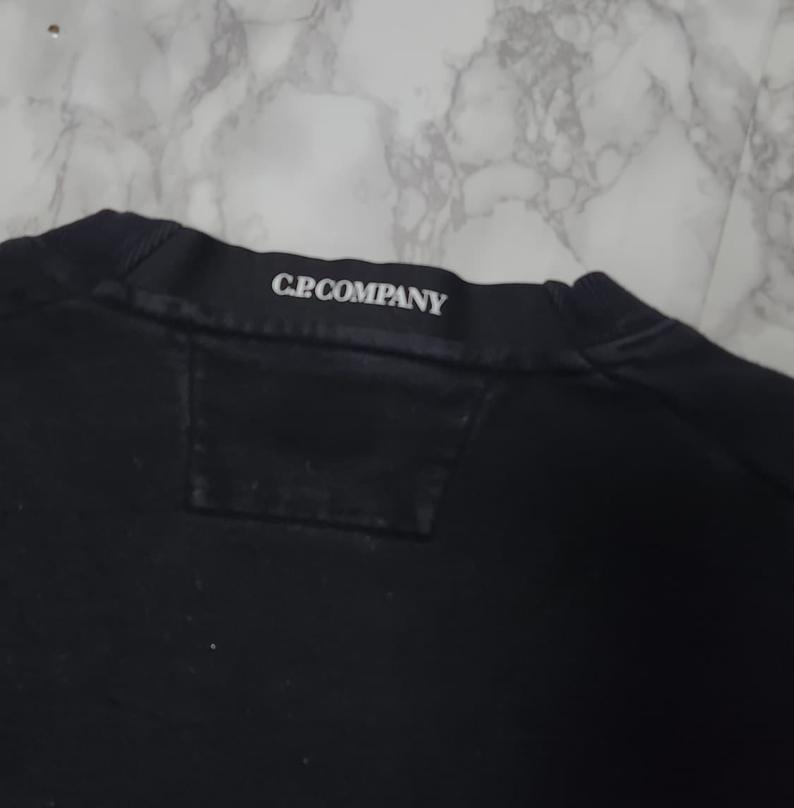 XL CP 컴퍼니 블랙 워싱 맨투맨 상품이미지5