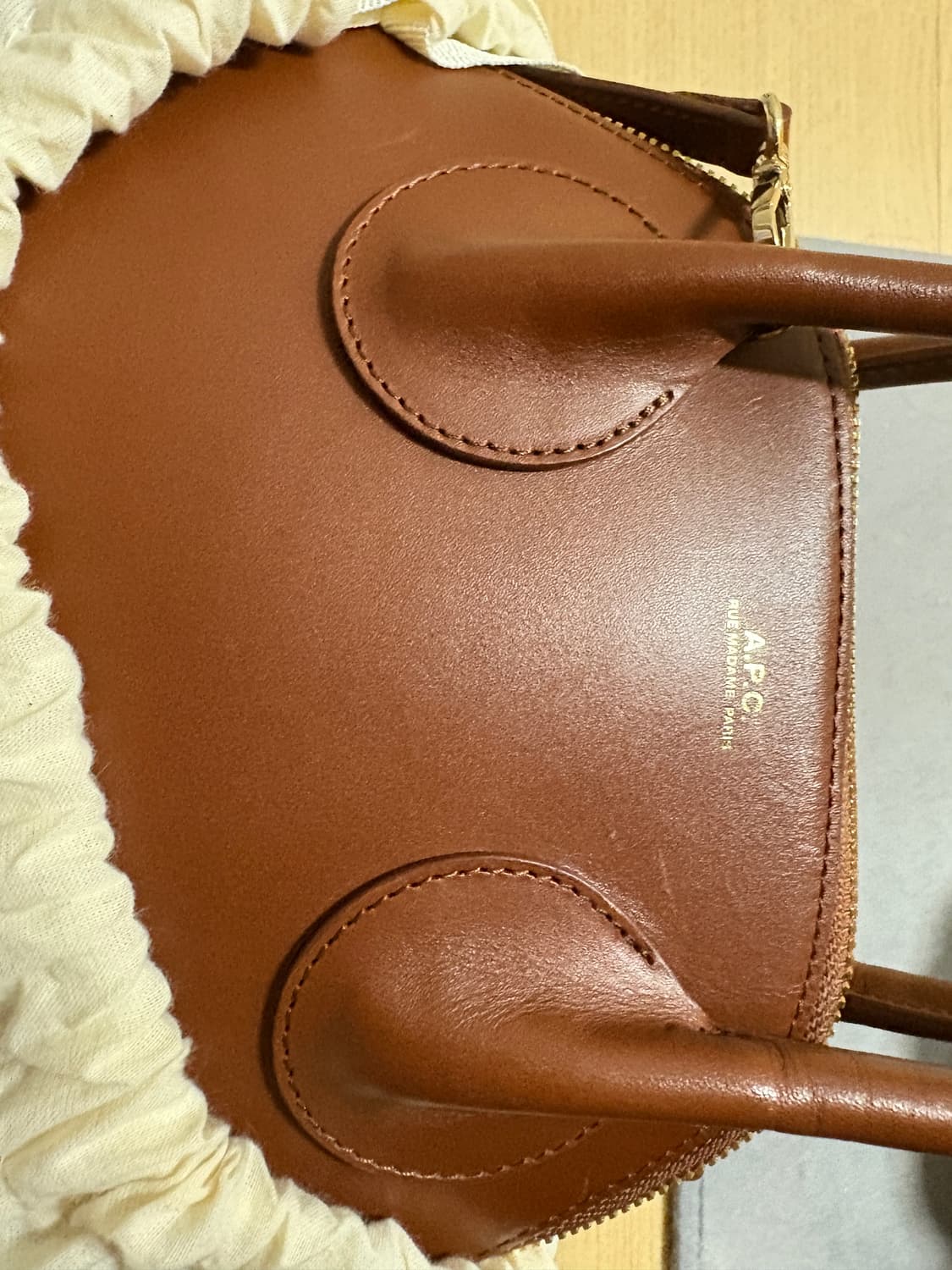 A.P.C. 엠마 스몰백 상품이미지10