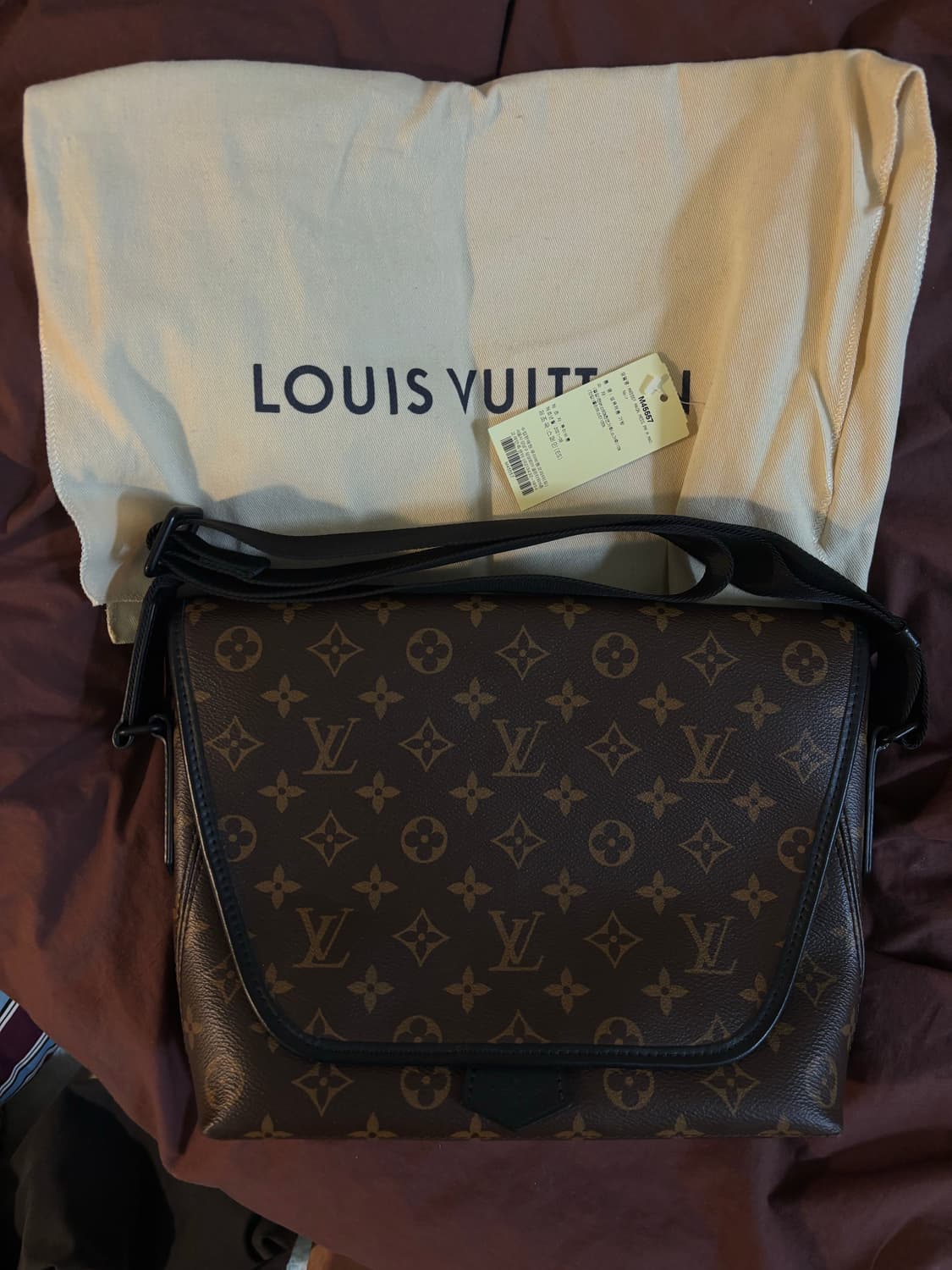 루이비통 마그네틱 메신저 모노그램 상품이미지2