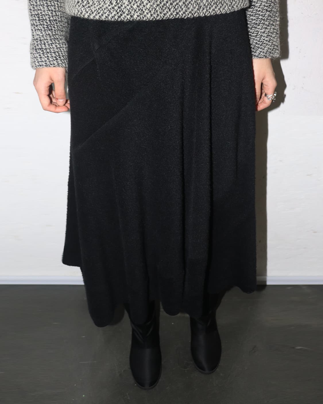 버나드 윌헴 01AW 스트럭티드 플레어 스커트 상품이미지1