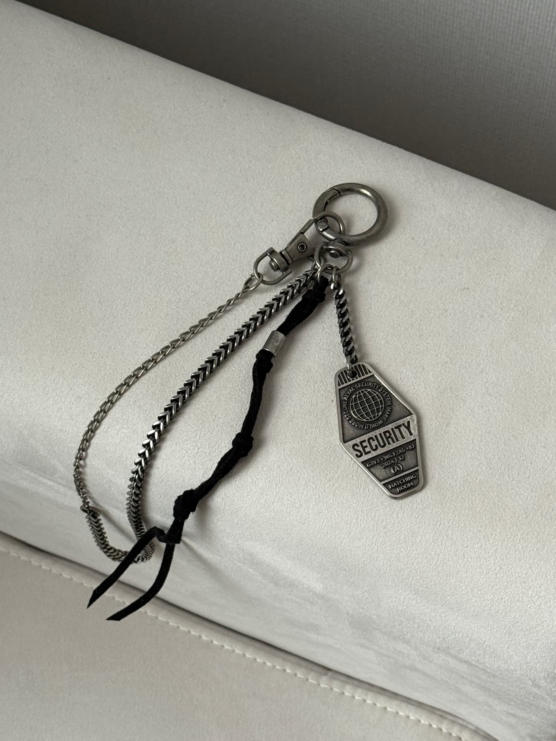 해칭룸 알약 키체인 키링 상품이미지1