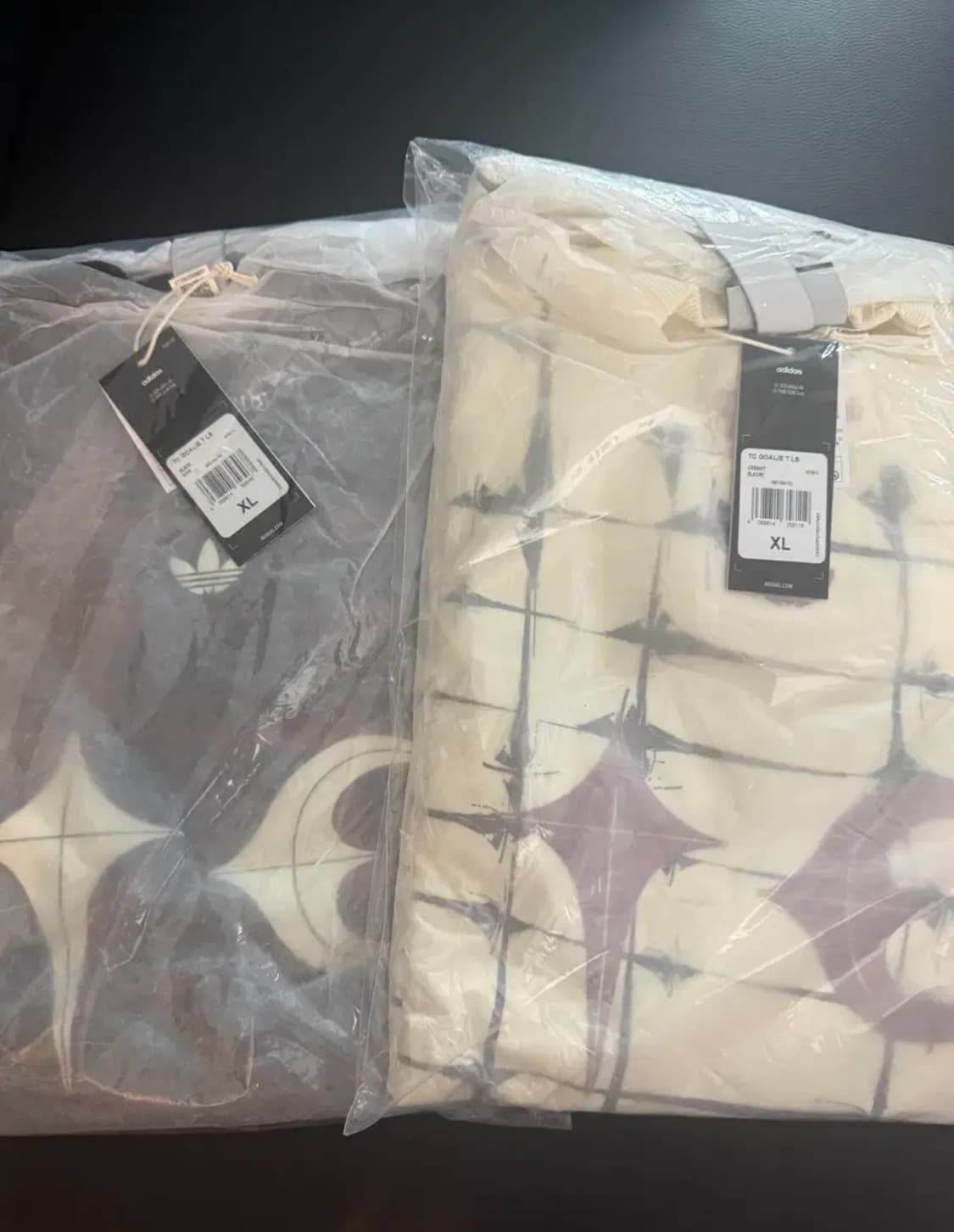 아디다스 x 떠그 클럽 골리 티셔츠 블랙 /크림 화이트 (새상품 XL) 상품이미지1