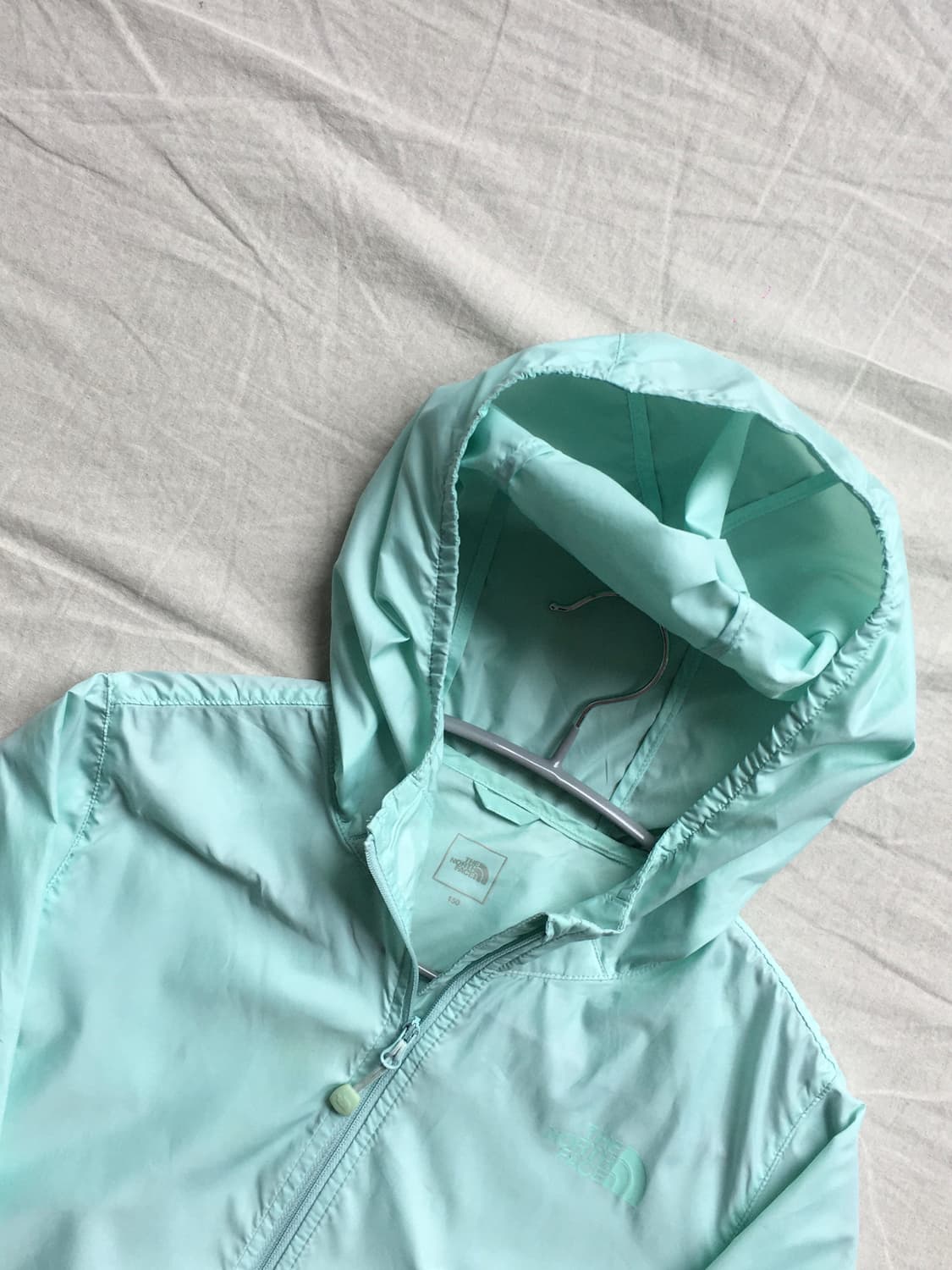 노스페이스 백프린팅 바람막이 상품이미지5