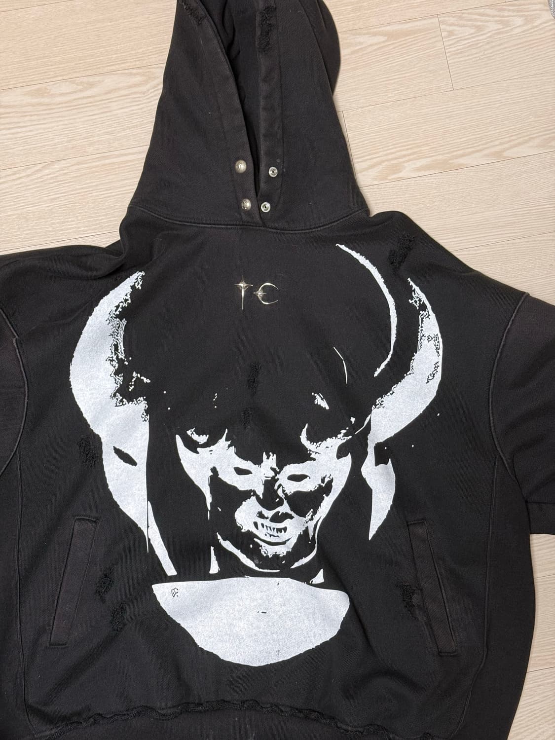 떠그클럽 사탄후드티 2사이즈 상품이미지1