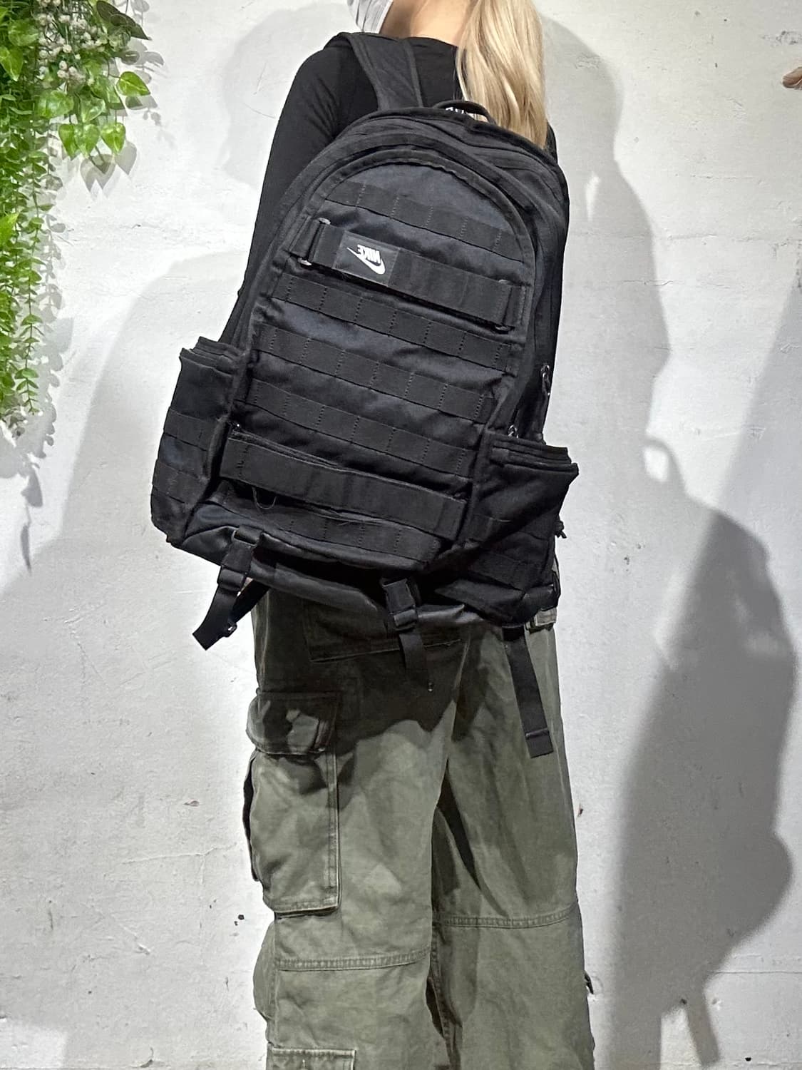 나이키 블랙 스케이트 보드 백팩 가방  상품이미지1