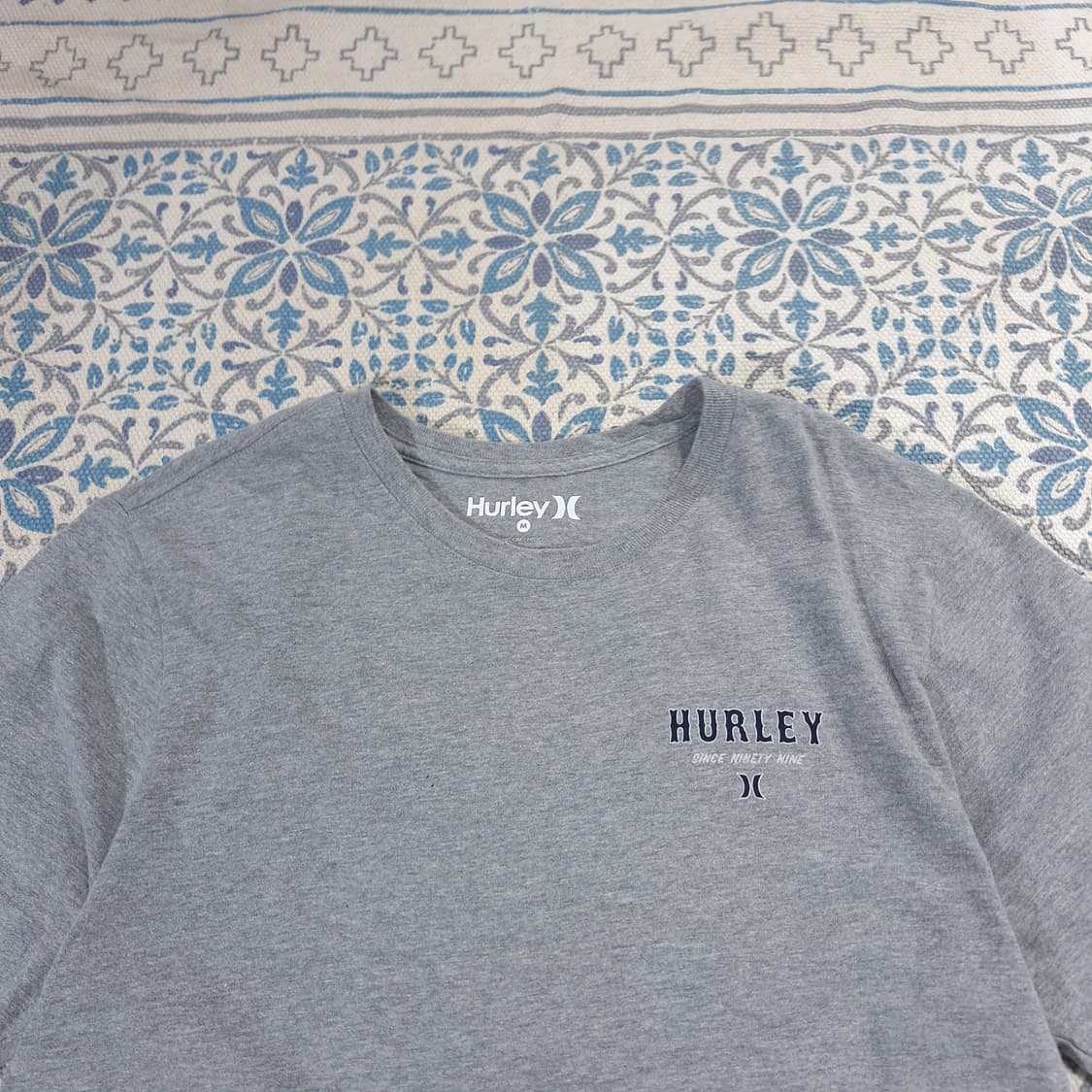HURLEY 헐리 그레이 블랙 프린팅로고 코튼블렌드 반팔 티셔츠 M 상품이미지3