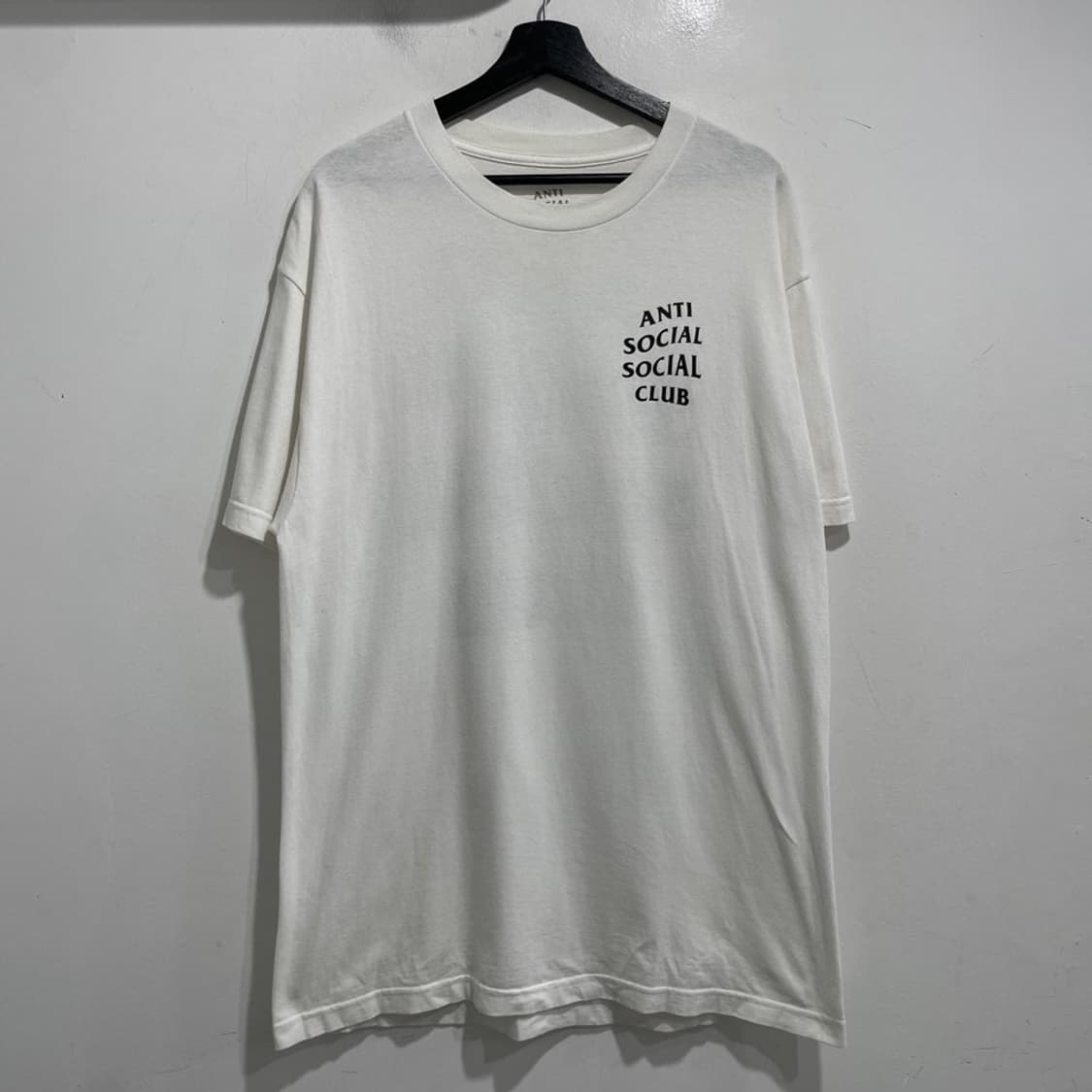 안티소셜소셜클럽 백 레터링 반팔티 상품이미지2