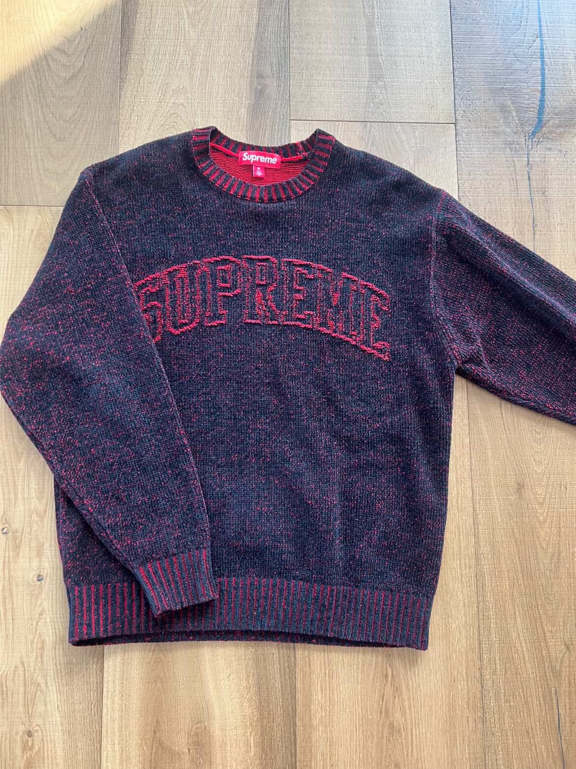슈프림 퍼플니트 M사이즈 상품이미지1