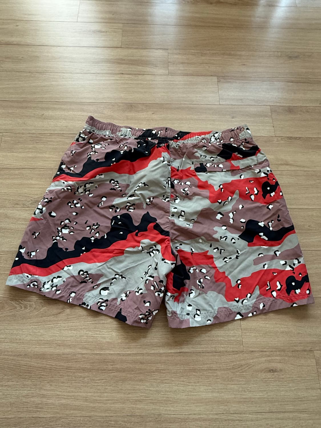 스톤아일랜드 데저트 카모 반바지 새상품 상품이미지2