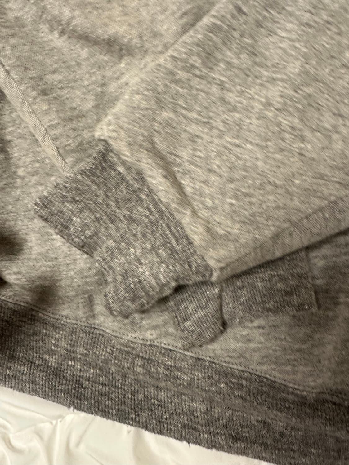 26ss 아프레쎄 리버시블 맨투맨 2 상품이미지4