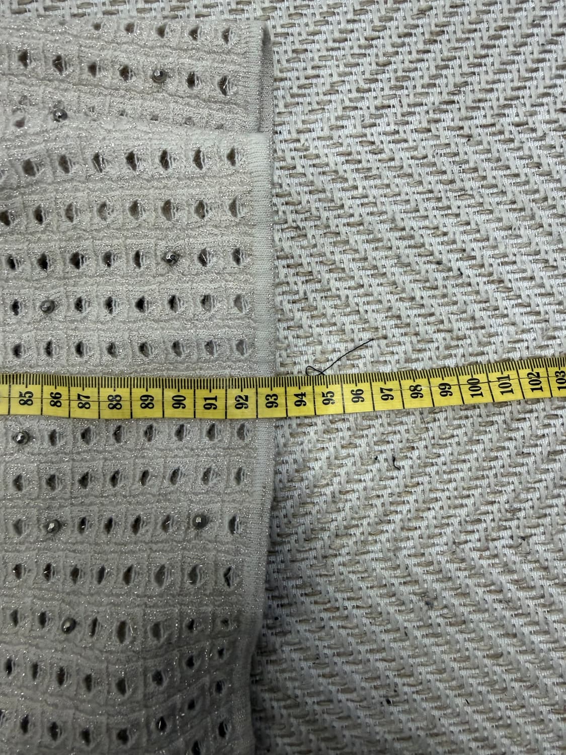 정품) TIME 타임 한섬 노슬리브 니트 펀칭 니트 85F 상품이미지10