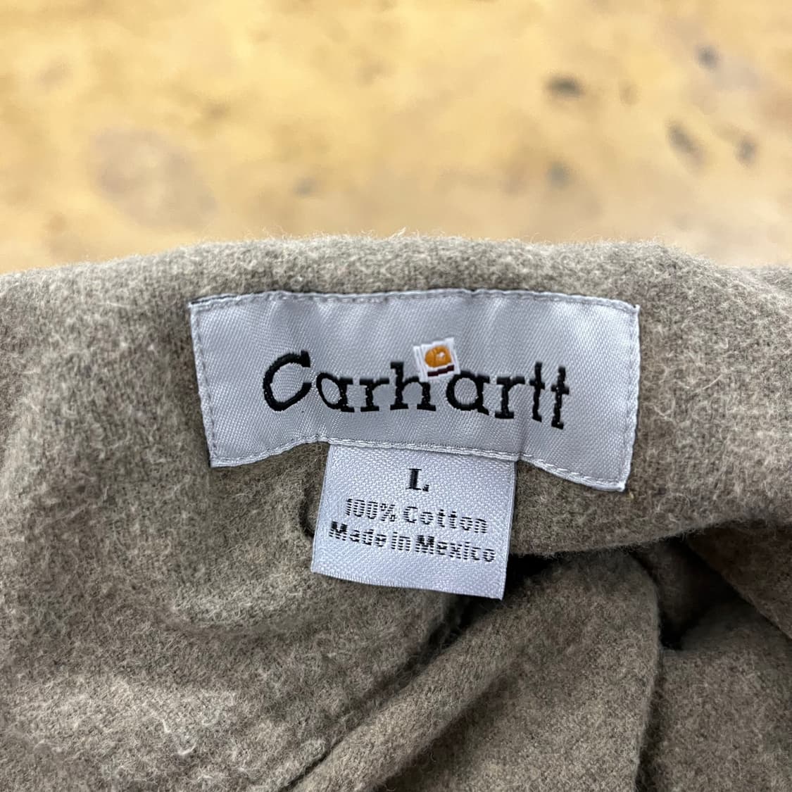 칼하트 베이지 크롭 셔츠  상품이미지5