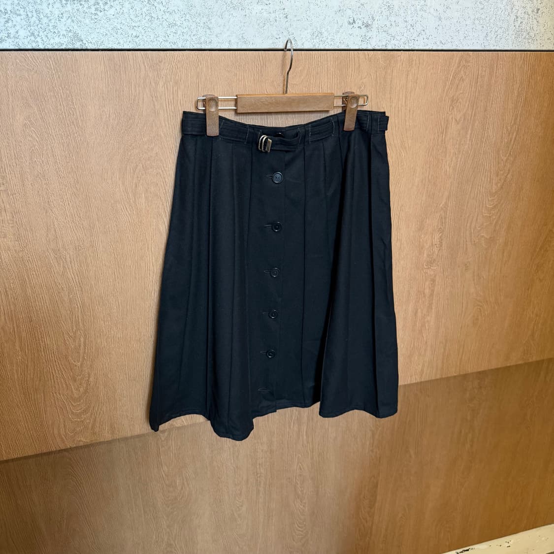 빈티지 미디 스커트 버튼업 벨트 디테일 블랙 k86 상품이미지4