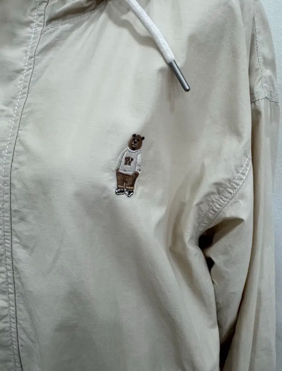 후아유 WHO.A.U 베이지 후드 바람막이 데일리 윈드브레이커 상품이미지5