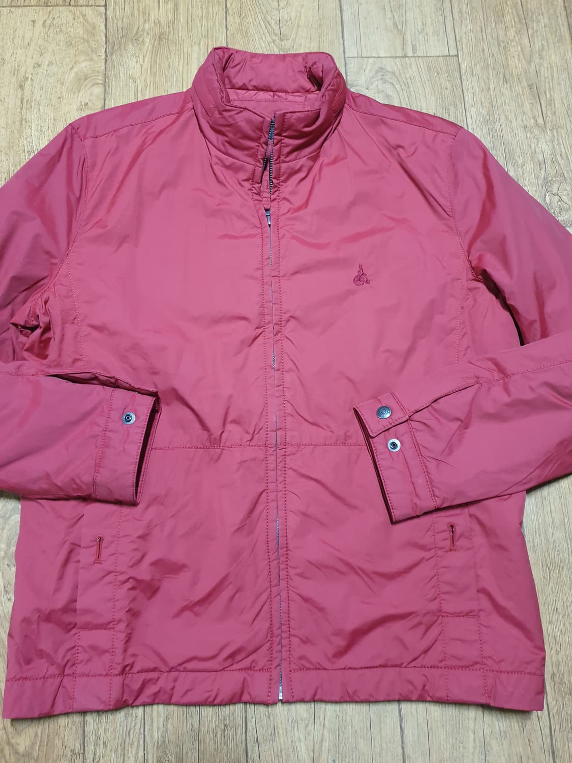 1227 빈폴 바람막이 점퍼 95 사이즈입니다 상품이미지4