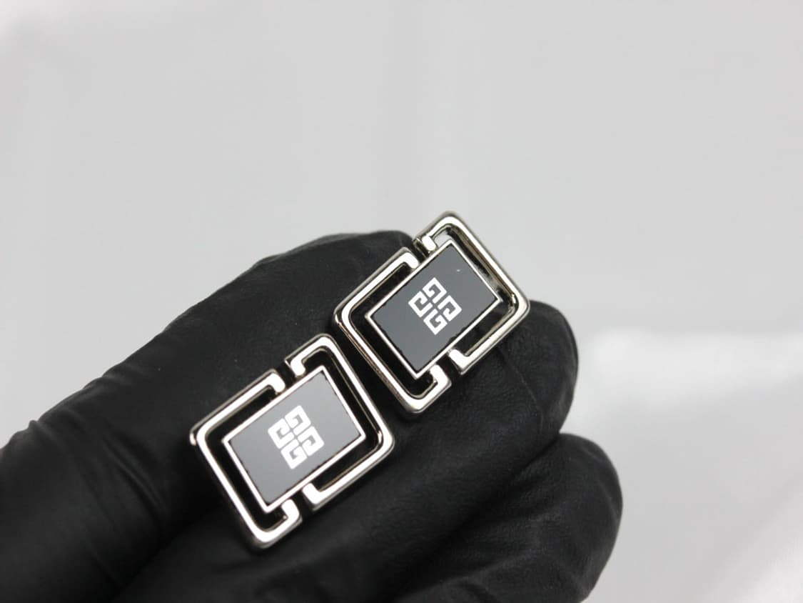 지방시 A-등급 남자 명품 커프스 상품이미지6