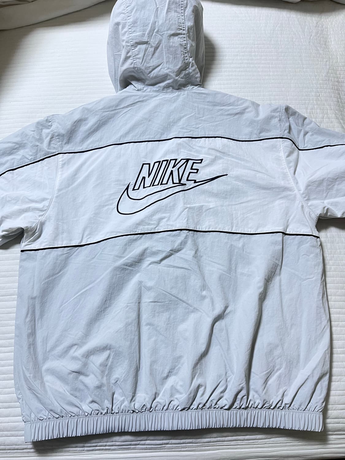 나이키 바람막이 상품이미지2