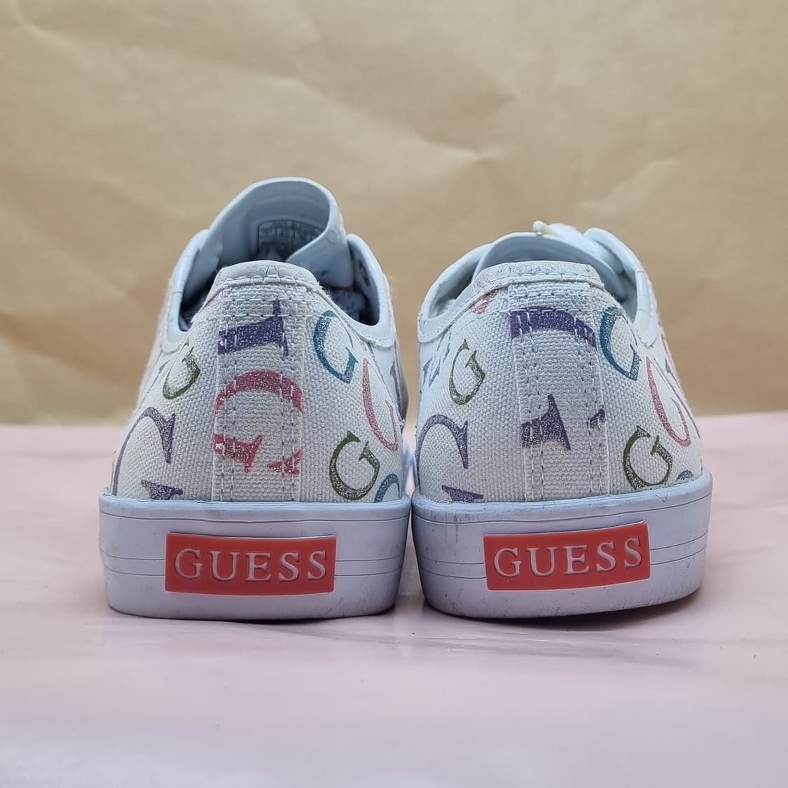 게스 남성스니커즈260 상품이미지5