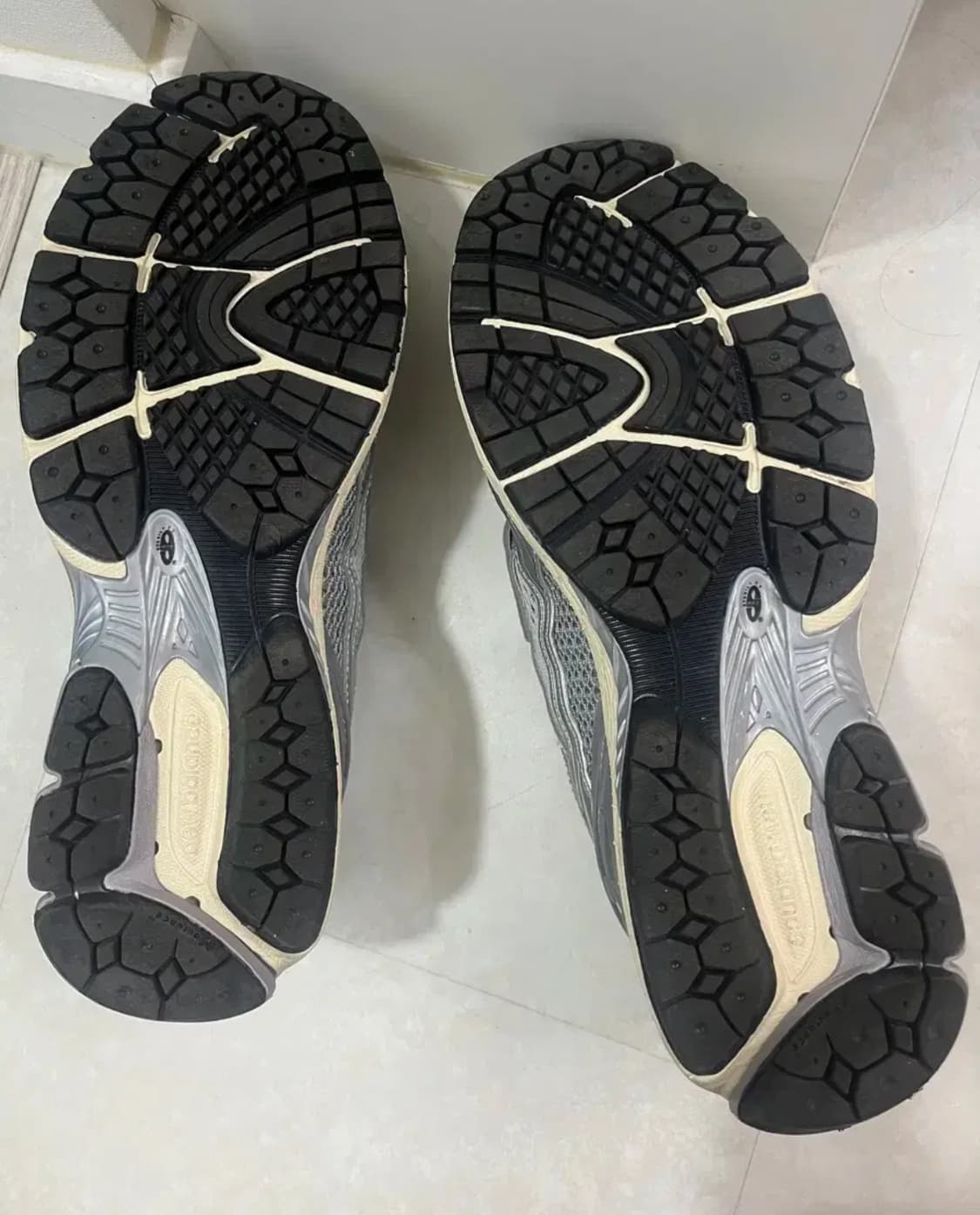 뉴발란스 1906L 280 상품이미지4