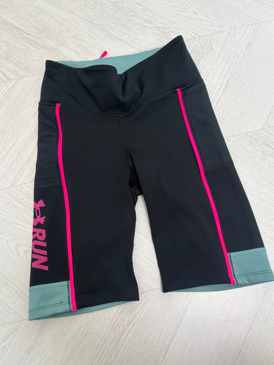 언더아머 레깅스 하프 타이츠 바이크팬츠 바이크 러닝 크로스핏 상품이미지5