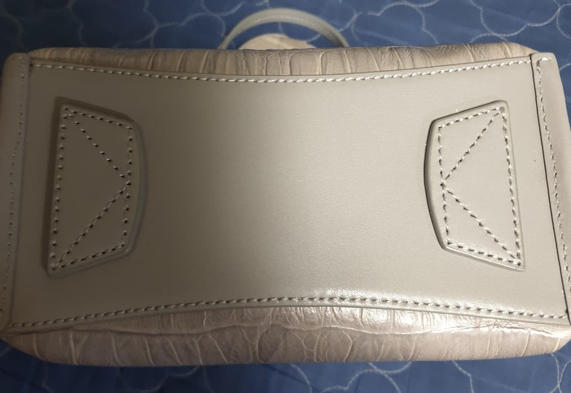 (단종매물) 가이거 누오보 가죽 도트백 얼티미트 그레이 상품이미지3