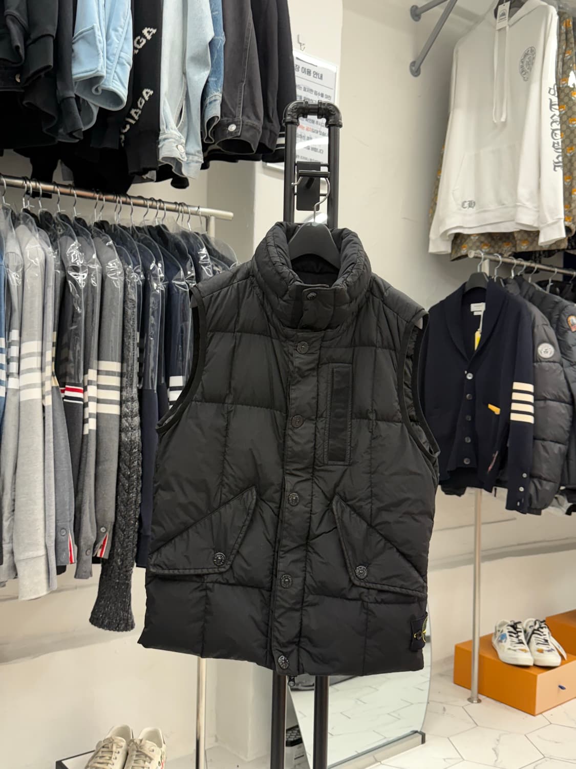 [S] 스톤아일랜드 크링클랩스 조끼 패딩 상품이미지1