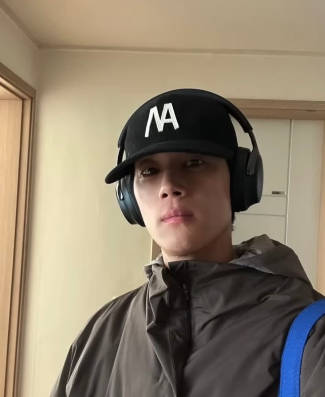 LEUK 루크 사의 AM 로고 블랙 캡(신우재 모자) 택O 새상품 상품이미지3