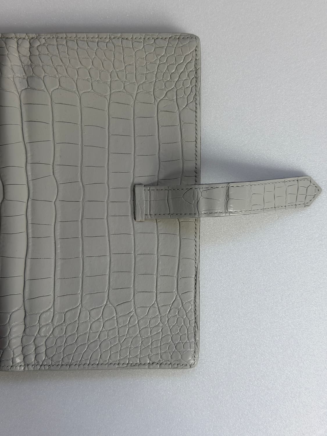 새상품급 에르메스 와니 베안 장지갑 화이트 상품이미지10