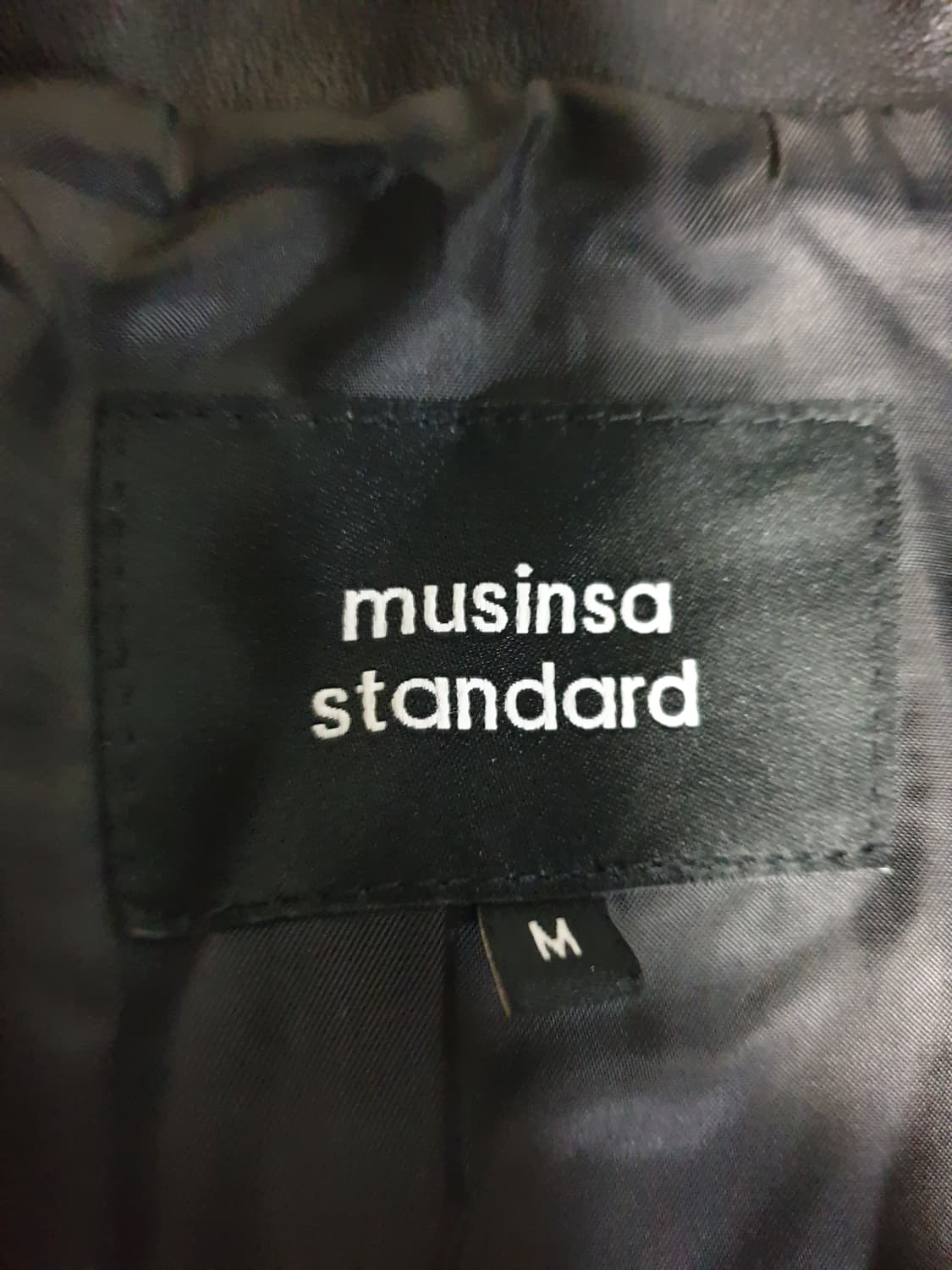 무신사스탠다드 램스킨 오버사이즈 라이더 자켓 블랙 (M) 상품이미지5