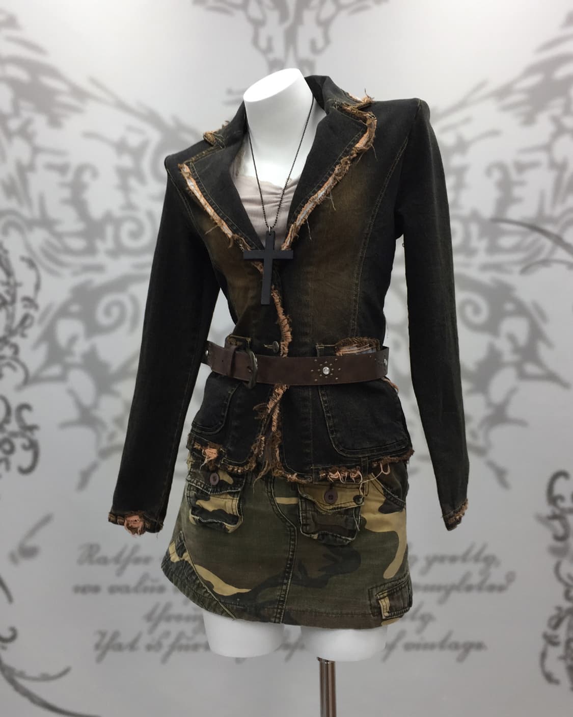 Grunge denim jacket 상품이미지1