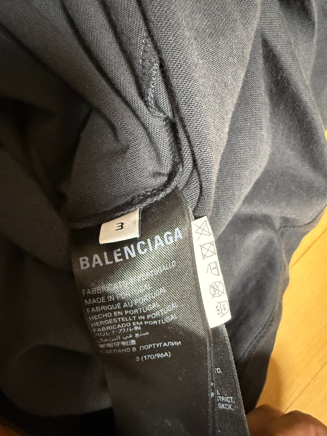 발렌시아가 롱슬리브 상품이미지3