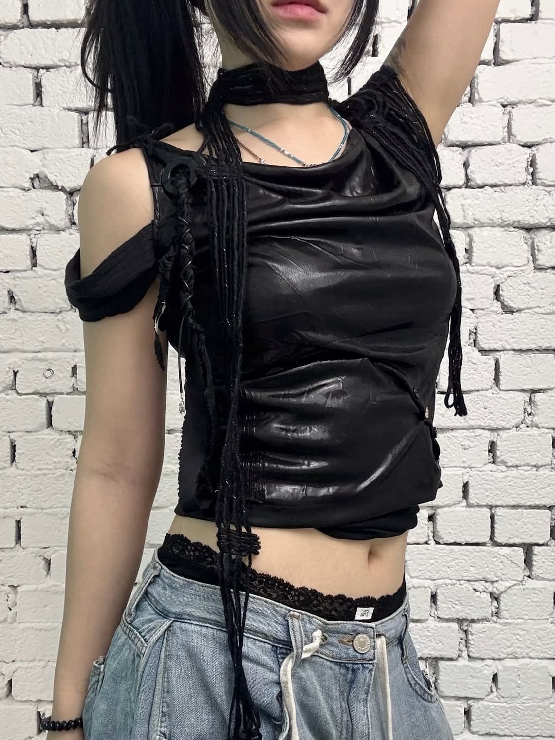 Glossy Off-Shoulder Draped Top with Scar 상품이미지1
