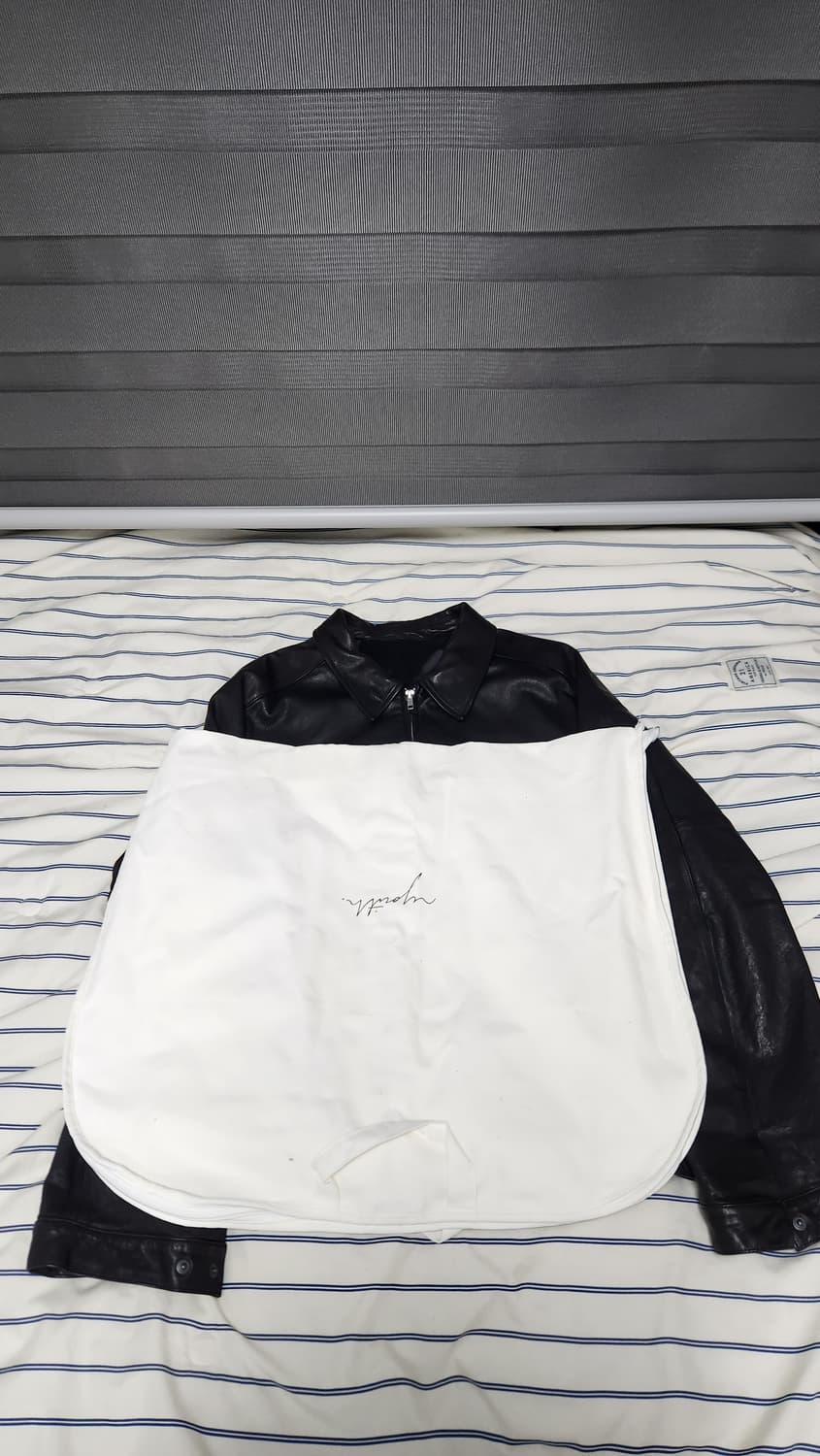 유스 25fw 워시드 레더 블루종 S 상품이미지2