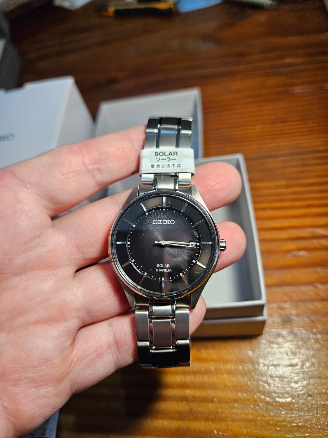 세이코 솔라 티타늄 검판 박스포함 미사용품 풀셋 상품이미지3