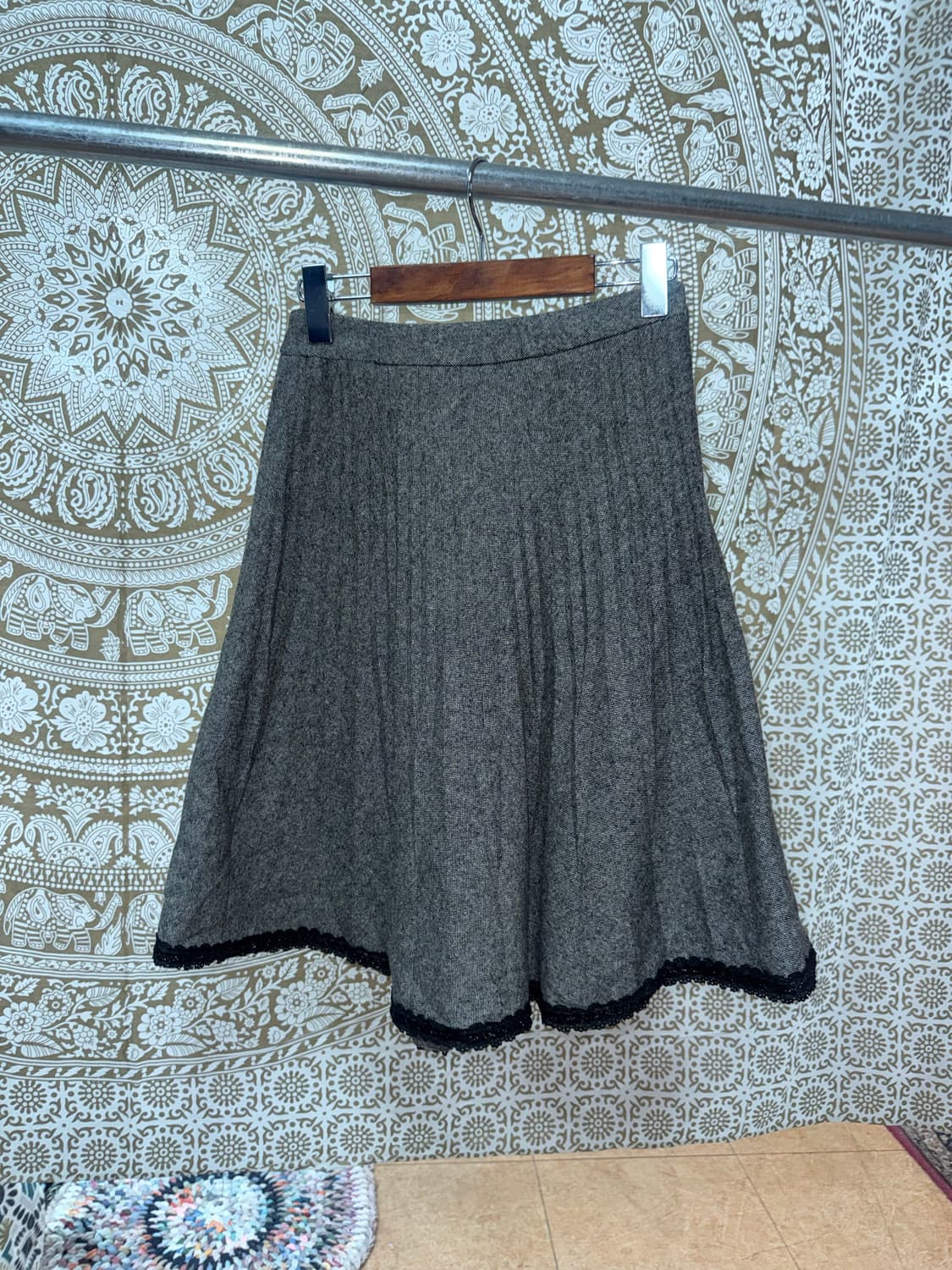 아날도바시니 디테일 미디스커트  상품이미지3