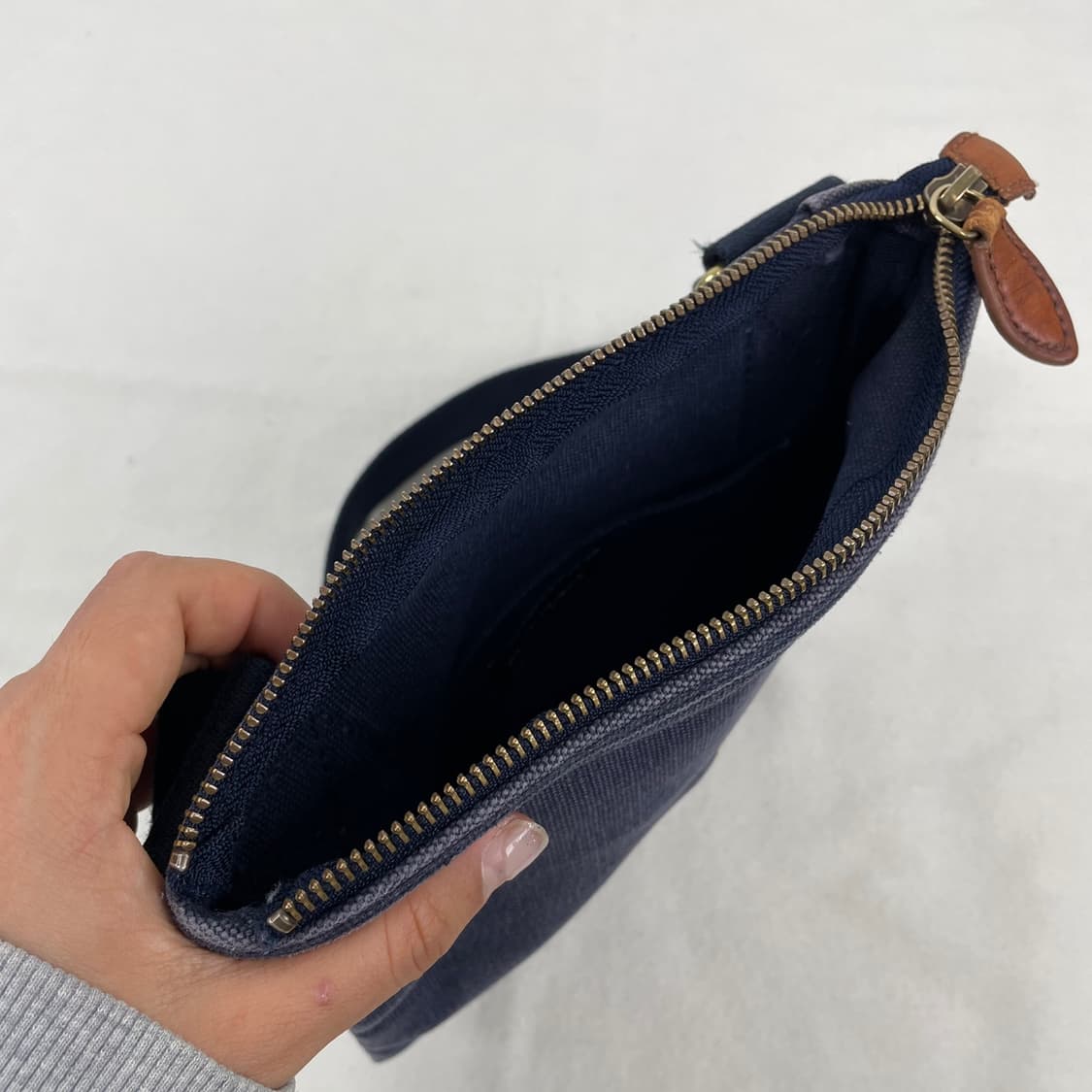 폴로 랄프로렌 POLO RALPH LAUREN 빅로고 캔버스 크로스백 상품이미지5