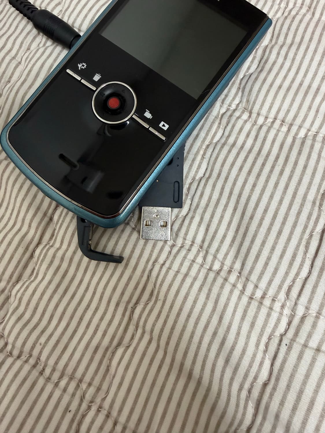 코닥 Zi8 캠코더 카메라 상품이미지5