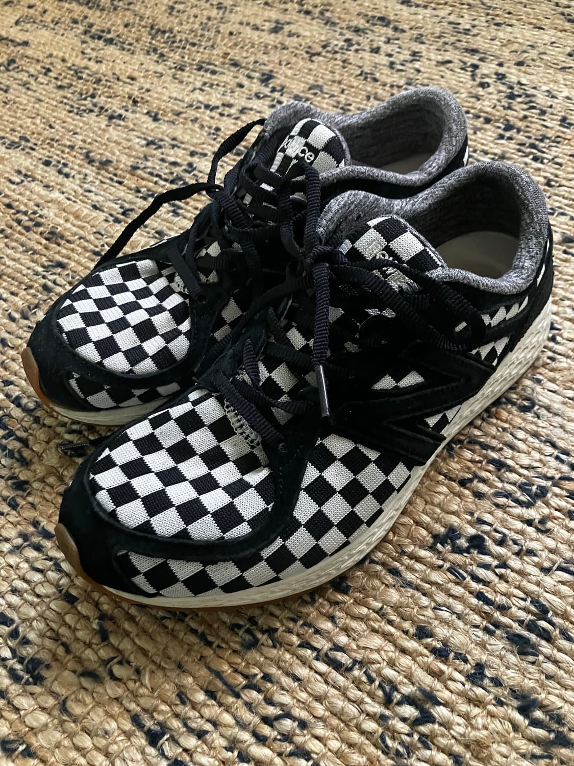 뉴발란스 논네이티브 프레쉬폼 270 상품이미지1