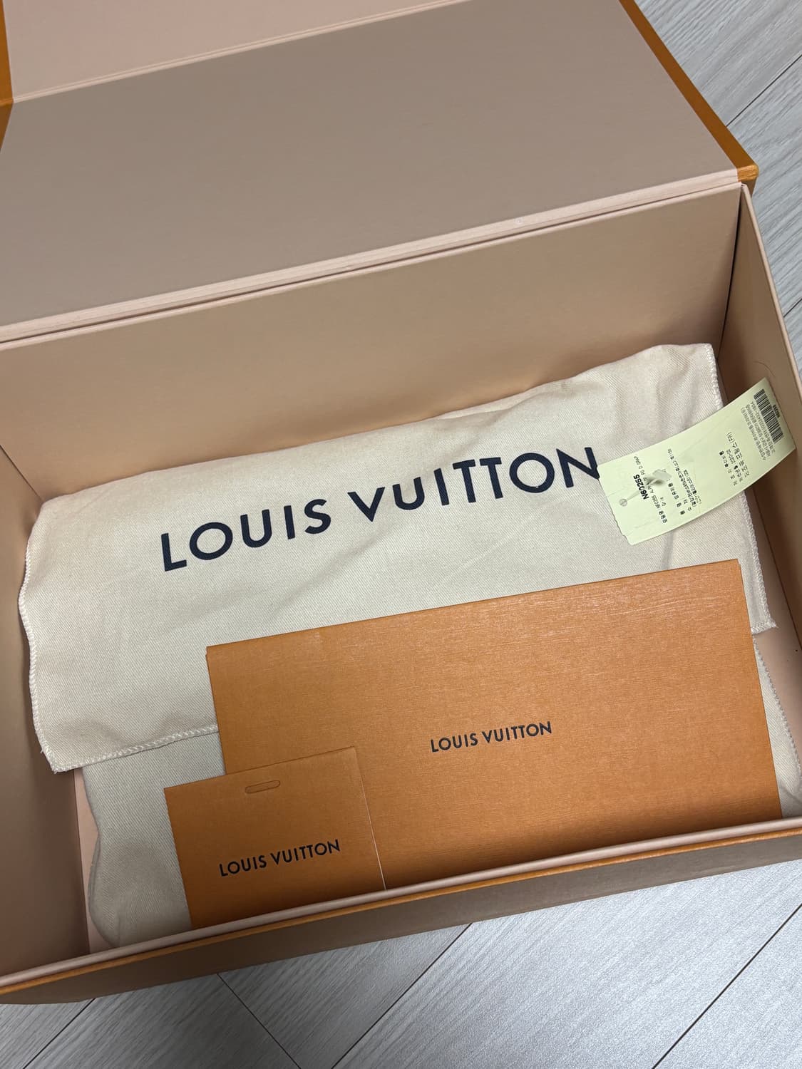 루이비통 다미에 알파 트리플 파우치 클러치 상품이미지10