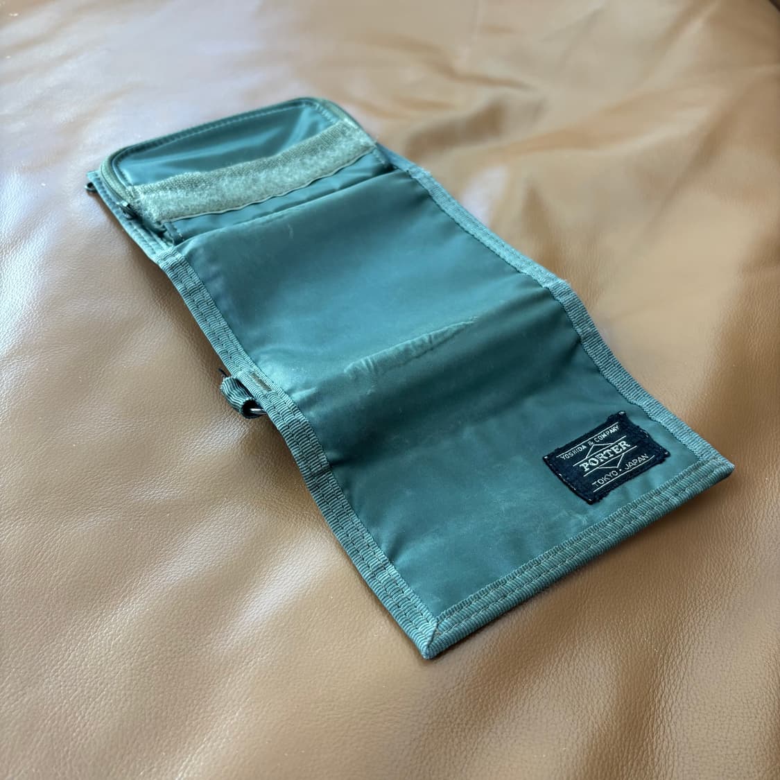 PORTER 포터 캡슐 폴딩 월렛 지갑 카키 그린 (스트랩 포함) 상품이미지10